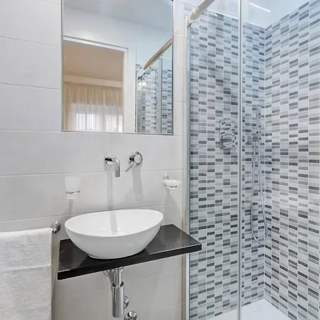 Av Domus Vatican St.Peter B&B Roma Esterno foto