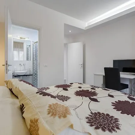Av Domus Vatican St.Peter B&B Roma Esterno foto